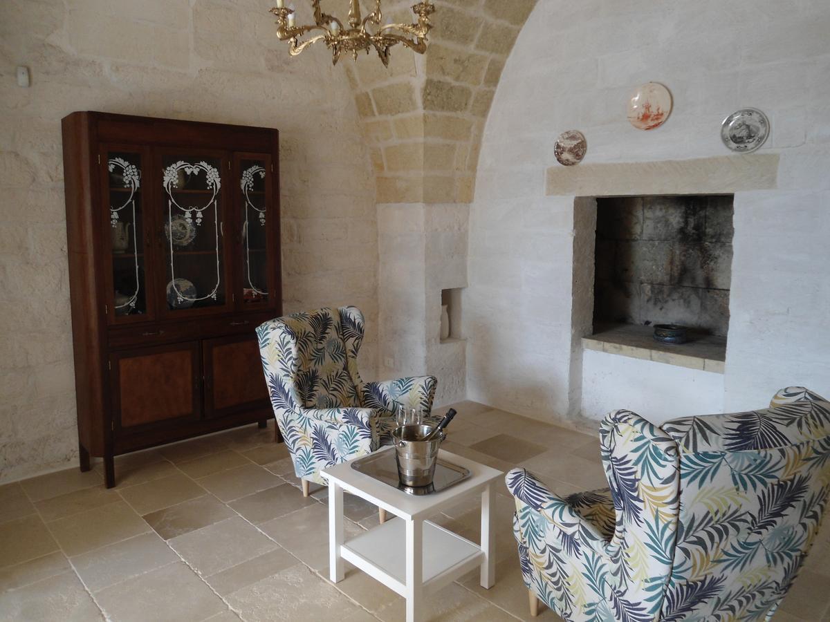 Tenuta Pigliano Hotel Bagnolo del Salento Luaran gambar
