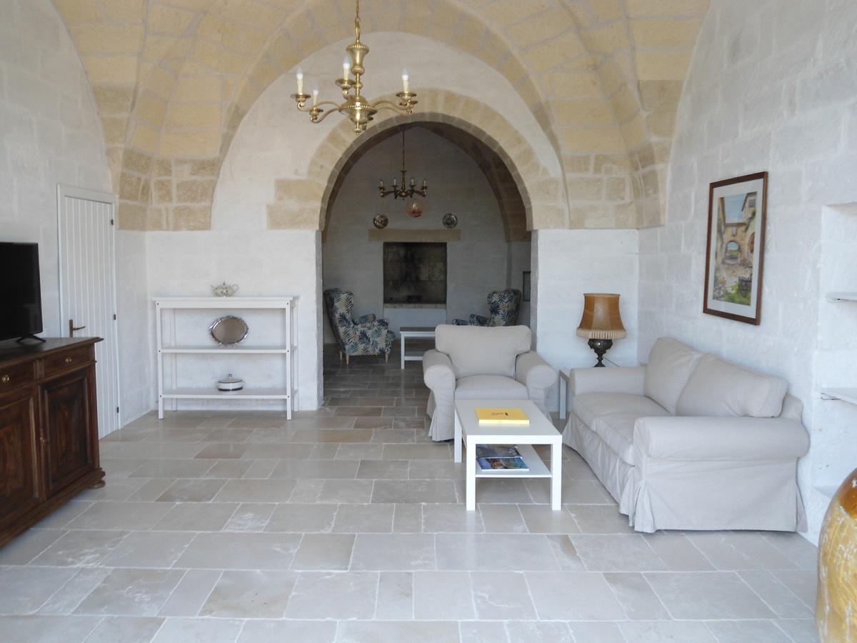 Tenuta Pigliano Hotel Bagnolo del Salento Luaran gambar