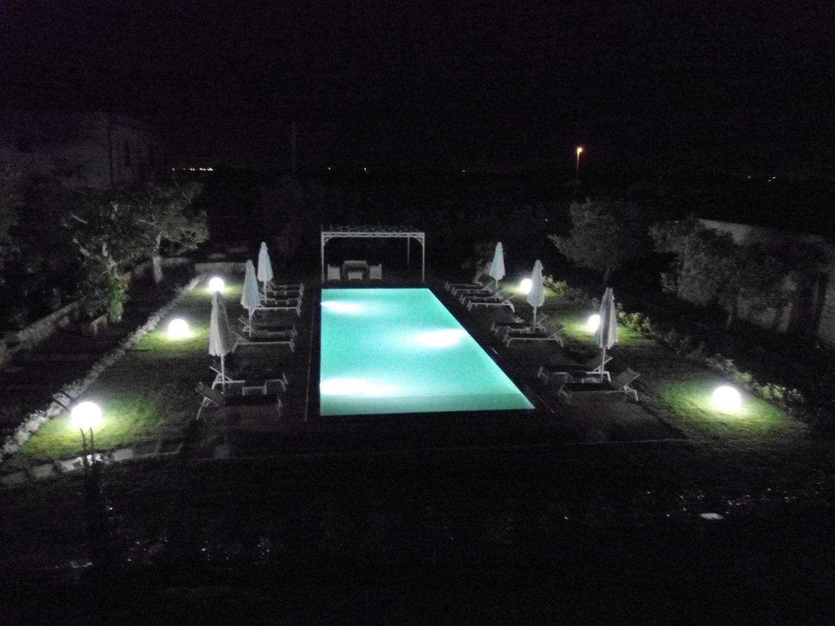 Tenuta Pigliano Hotel Bagnolo del Salento Luaran gambar