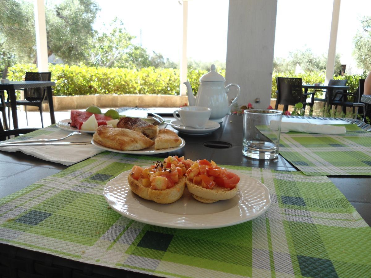 Tenuta Pigliano Hotel Bagnolo del Salento Luaran gambar