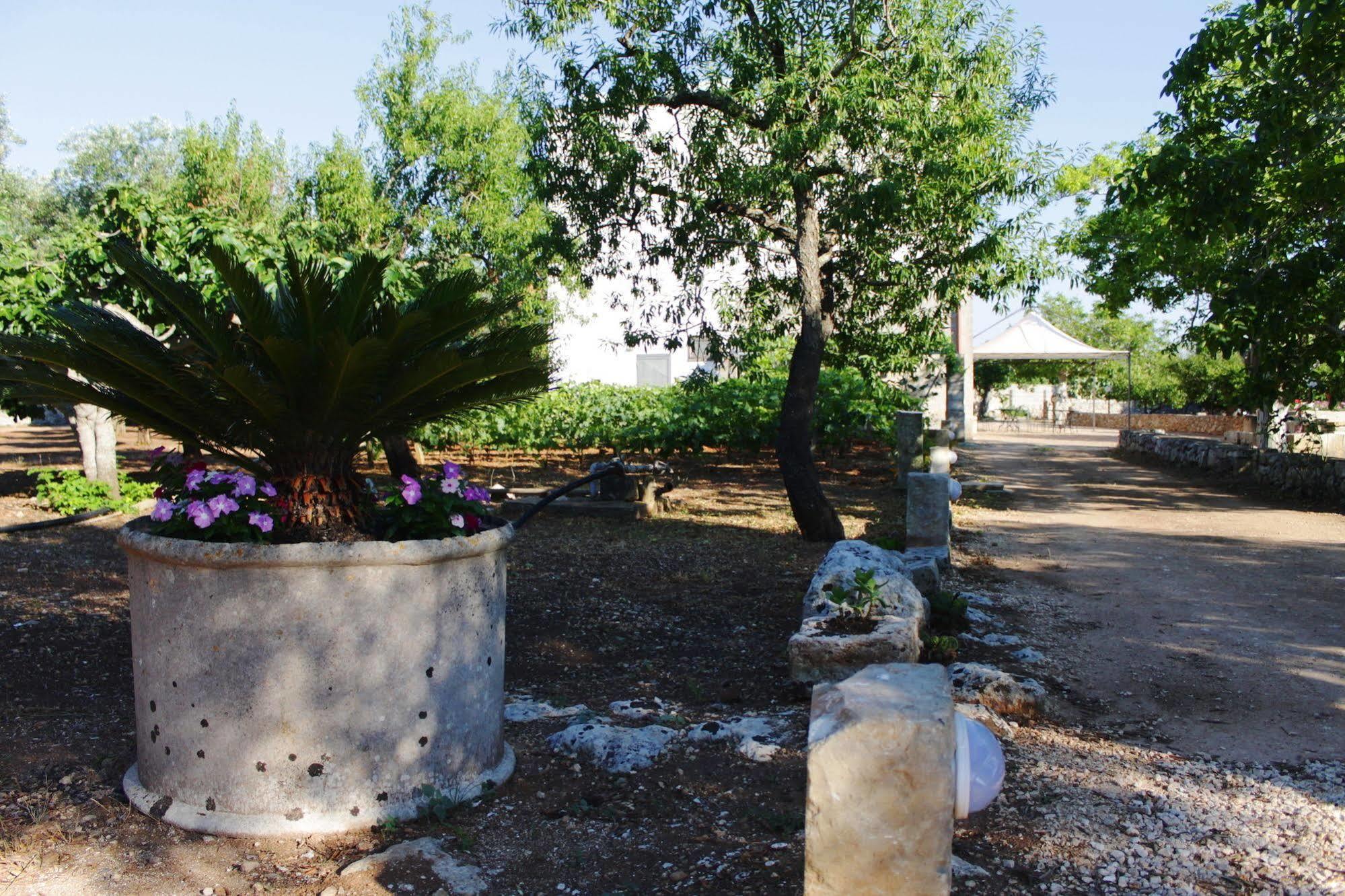 Tenuta Pigliano Hotel Bagnolo del Salento Luaran gambar