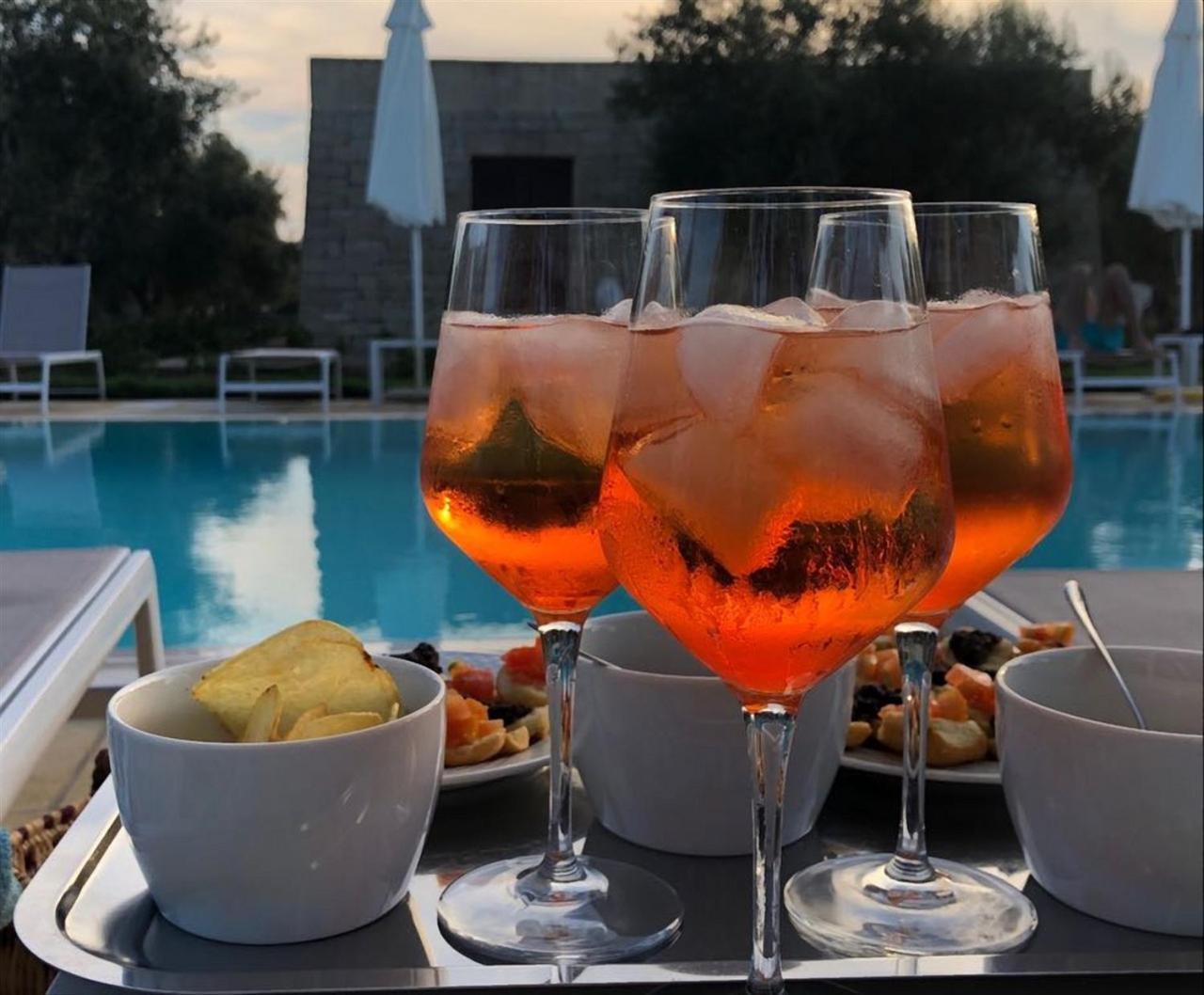Tenuta Pigliano Hotel Bagnolo del Salento Luaran gambar
