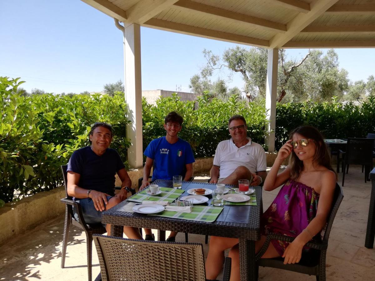 Tenuta Pigliano Hotel Bagnolo del Salento Luaran gambar
